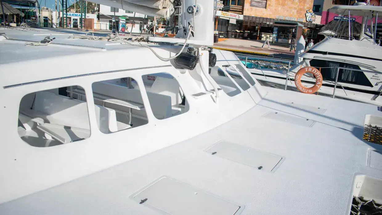 Tropicat Private Charter PezGato